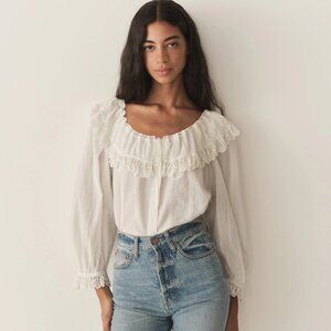 Doen White Ruffled Blouse